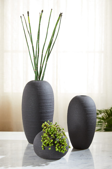 Perennial Vase | Black - Small