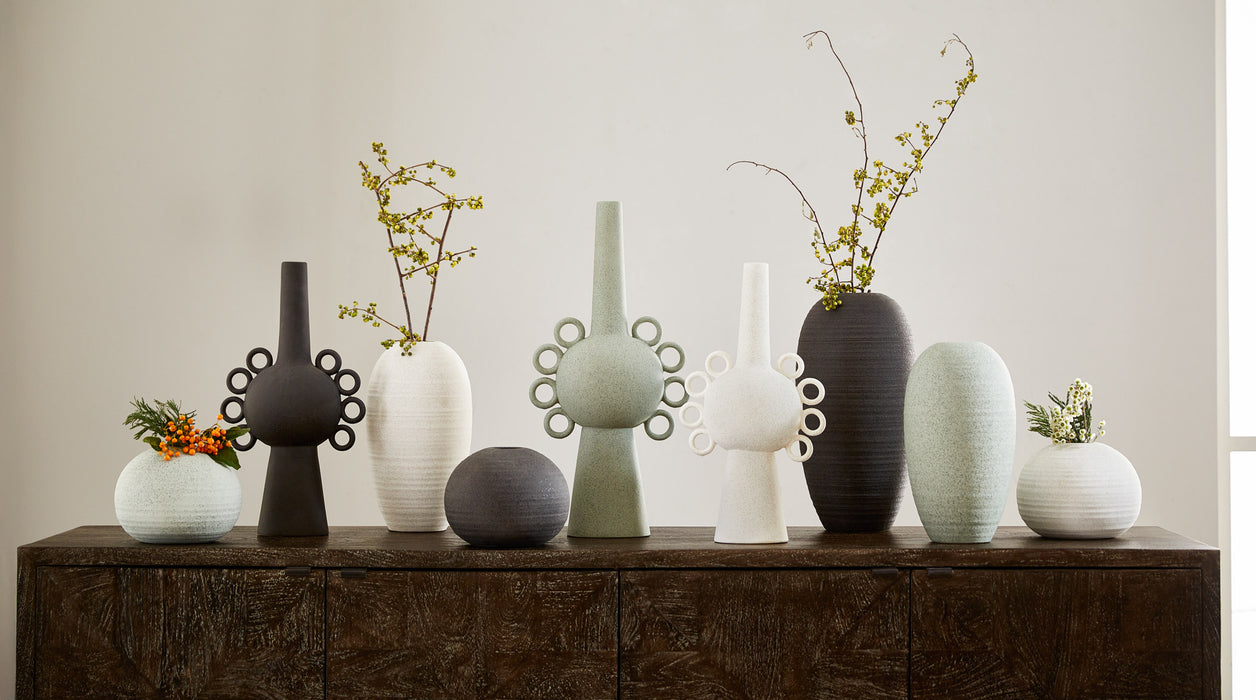 Perennial Vase | Black - Small