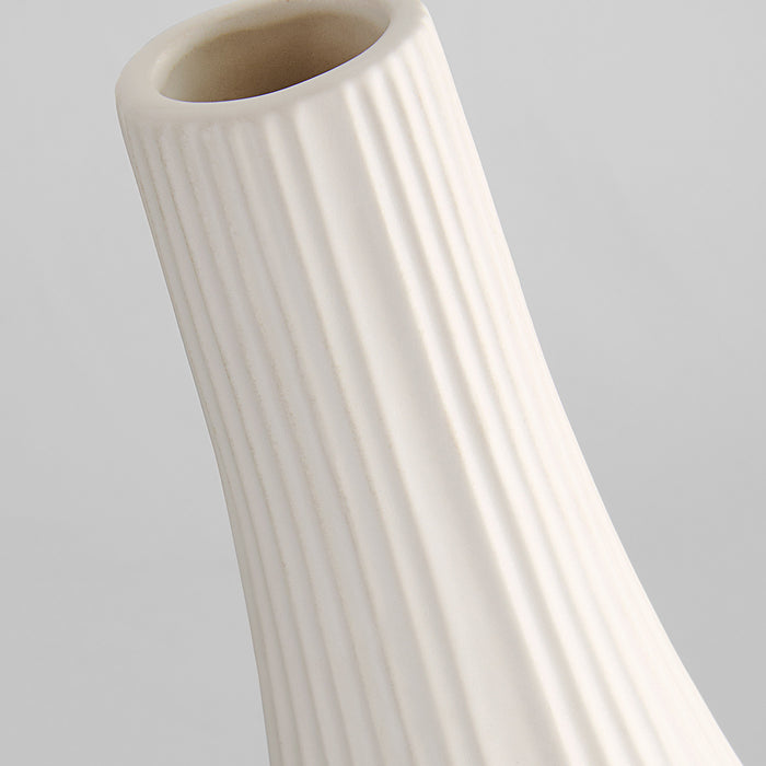 Nigel  Vase | White - Medium