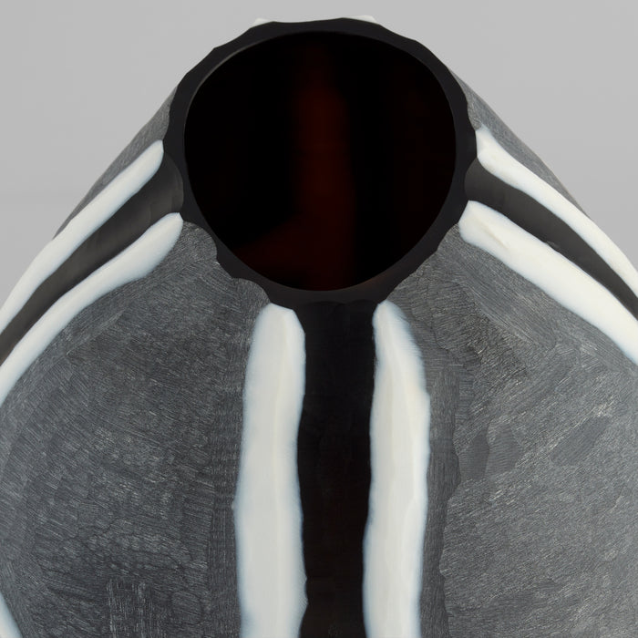 Calle Vase | Black | White | Grey