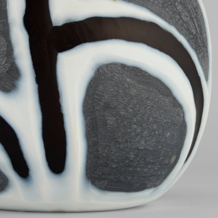 Calle Vase | Black | White | Grey