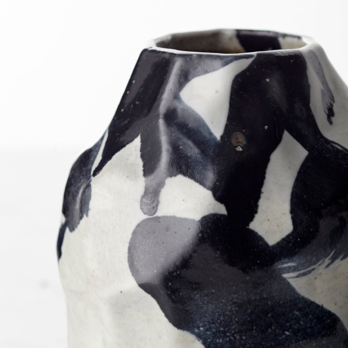 Quorum Home Cyan - 10941 - Vase - Black And White