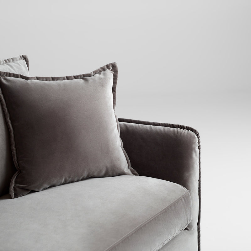 Quorum Home Cyan - 11377 - Sofa - Grey