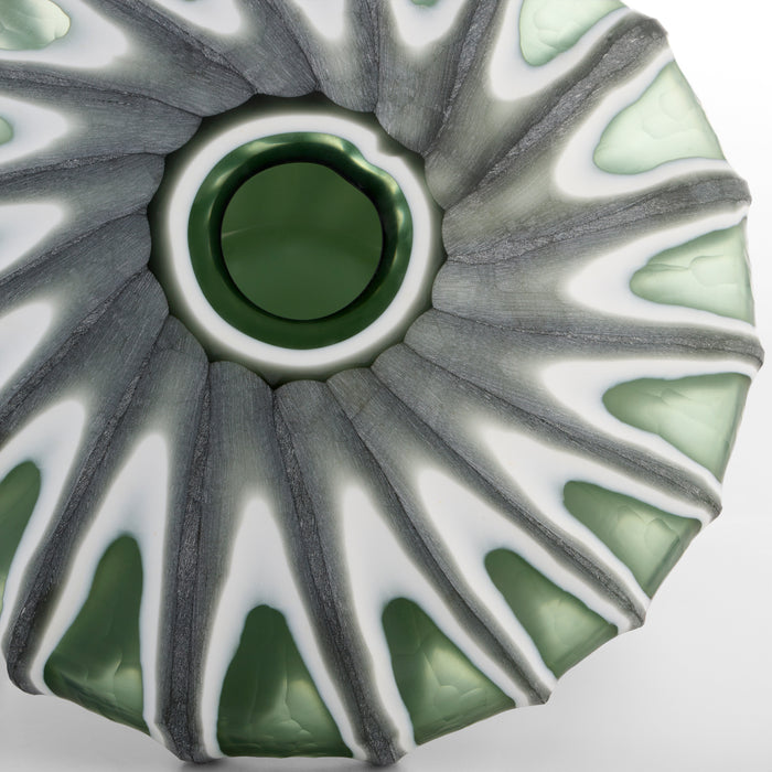 Kombu Vase | Green - Stout