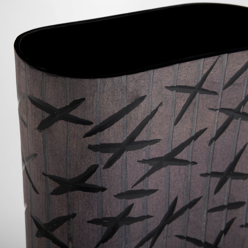 Scribe Vase | Black - Medium