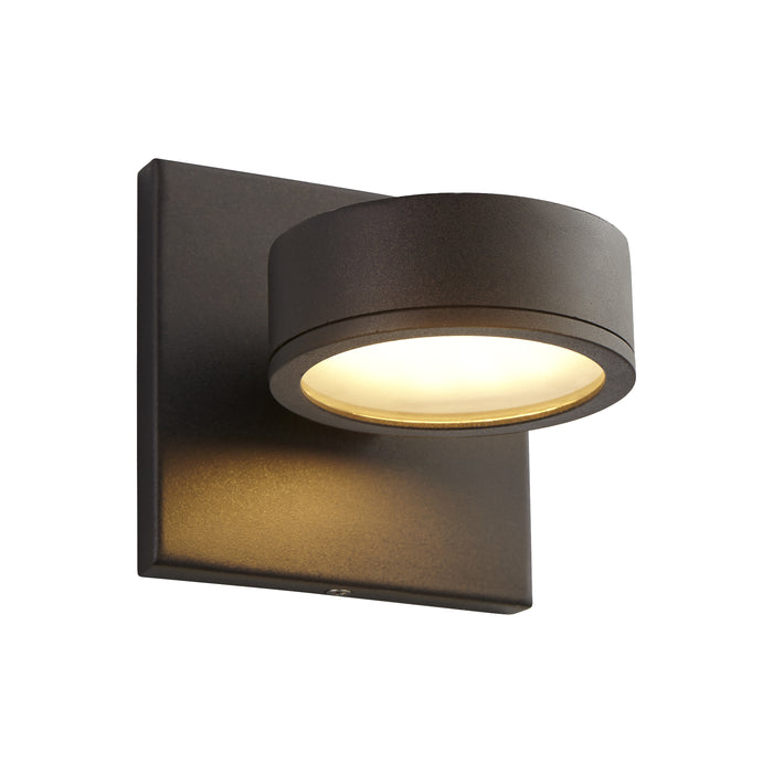 Quorum Home Oxygen - 3-726-22 - LED Outdoor Lantern - Oiled Bronze