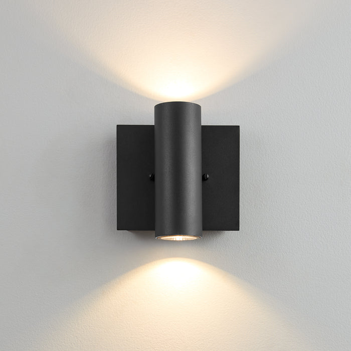 Quorum Home Oxygen - 3-729-15 - LED Wall Sconce - Black