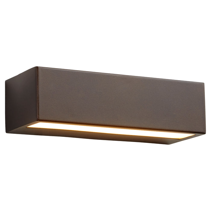 Quorum Home Oxygen - 3-740-22 - LED Outdoor Lantern - Oiled Bronze