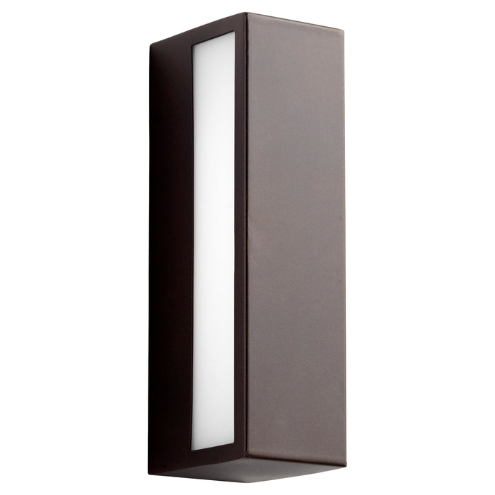 Quorum Home Oxygen - 3-740-22 - LED Outdoor Lantern - Oiled Bronze