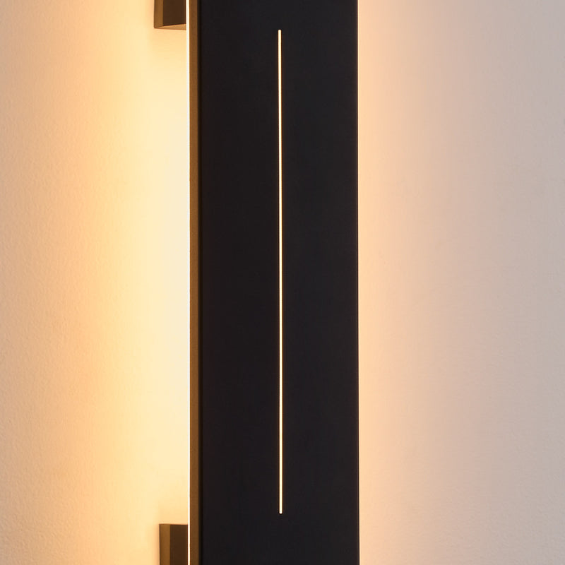Torre 24" 5CCT Wet Sconce - Black