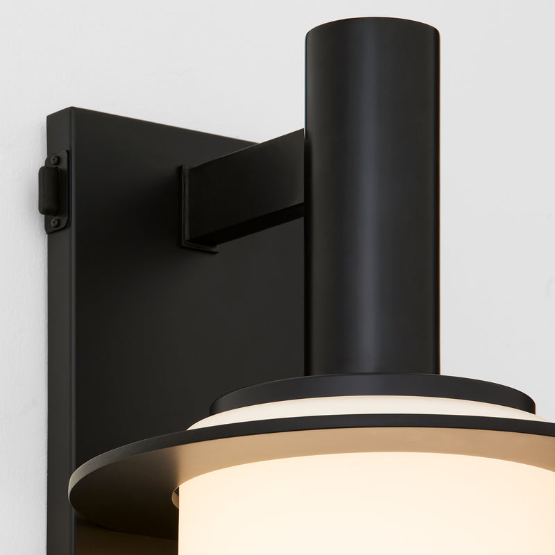 JANUS 18" 5CCT Wet Lantern - Black