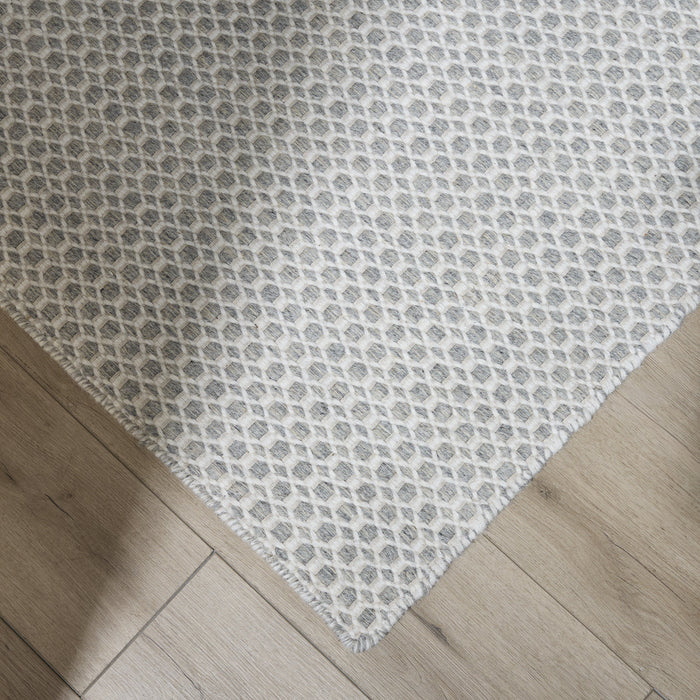 Deya Gray Ivory