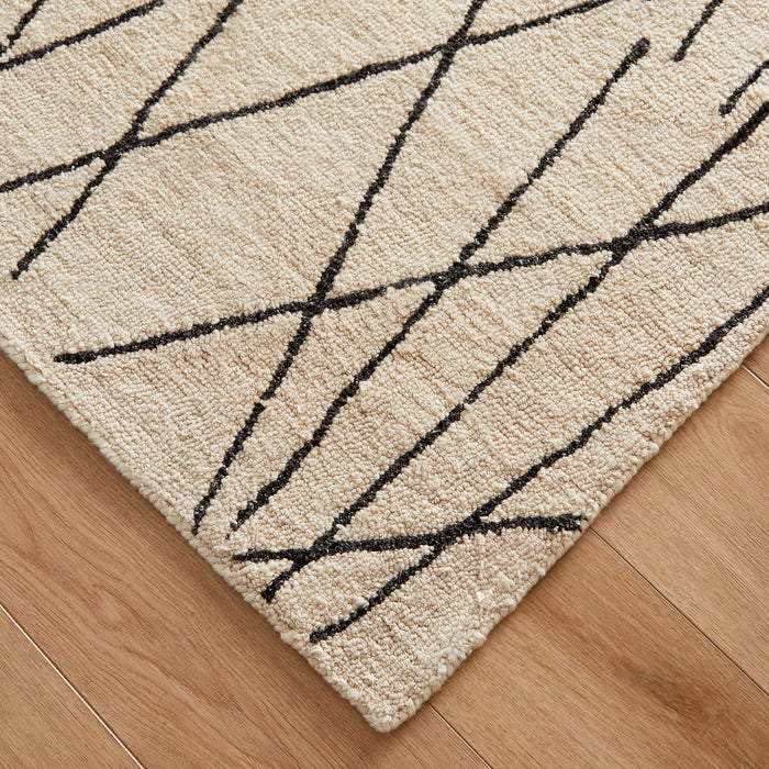 Myra Black Ivory Linear - N5008 - 5' x 8'