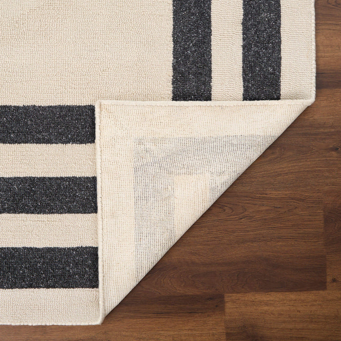 Kali Black Border - N5017 - 8' x 11'