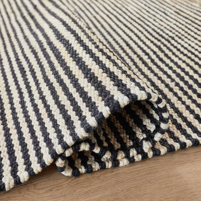 Ganges Black Stripe - N5028 - 5' x 8'