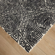 Mitra Black Geometric - N5038 - 5' x 8'