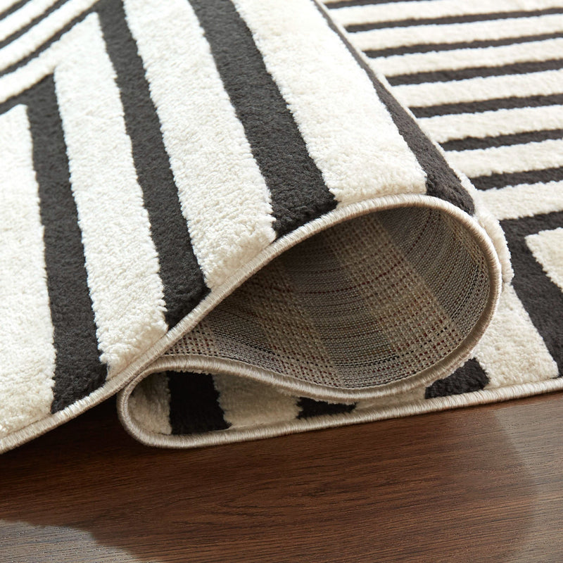 Optika Black Ivory Geometric - T9019 - 5' x 8'