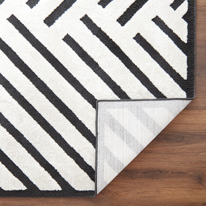 Optika Black Ivory Geometric - T9021 - 8' x 11'
