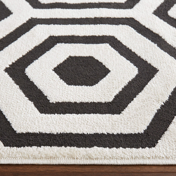 Optika Black Ivory Geometric - T9022 - 8' x 11'
