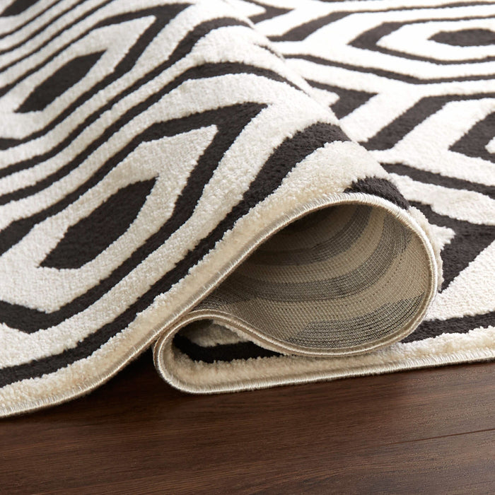 Optika Black Ivory Geometric - T9022 - 2' x 3'