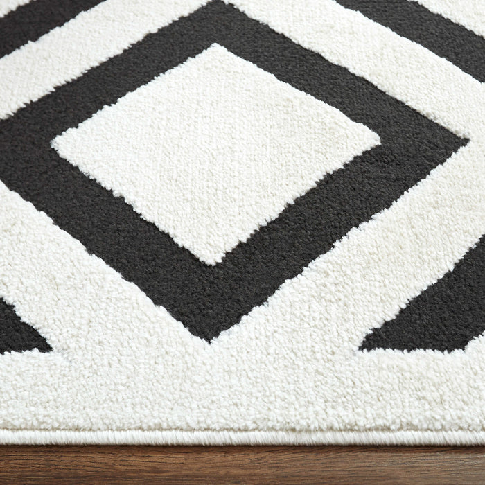 Optika Black Ivory Geometric - T9036 - 2' x 3'