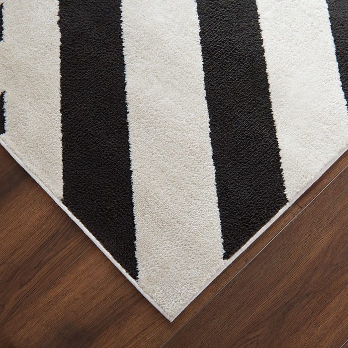 Optika Black Ivory Geometric - T9037 - 5' x 8'